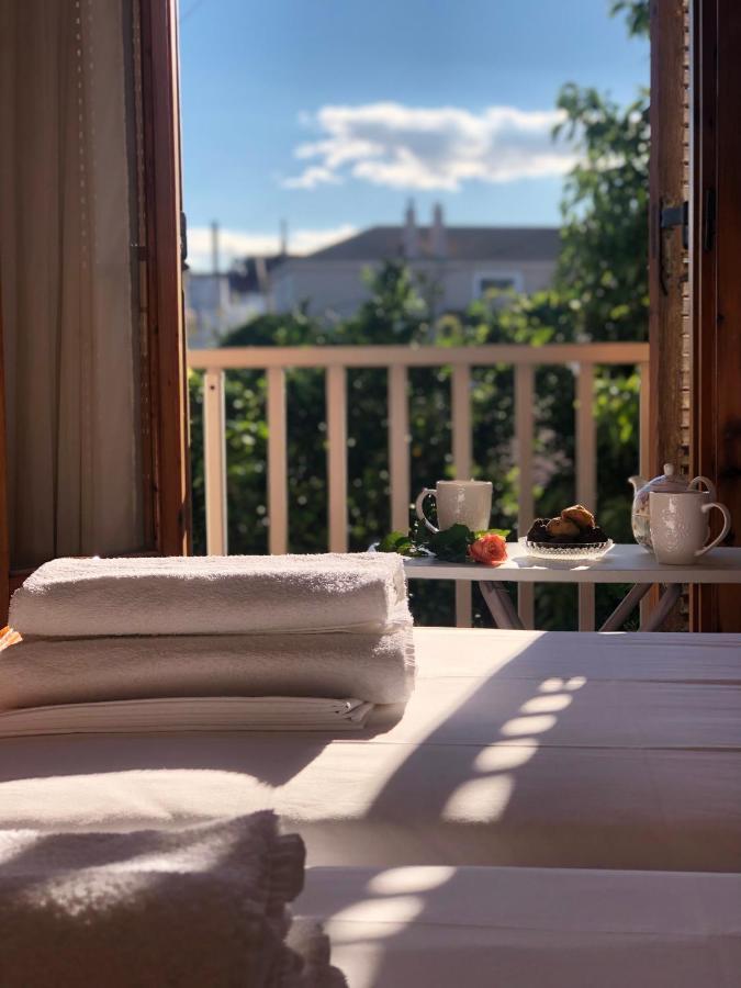 Anastasis Skiathos Town